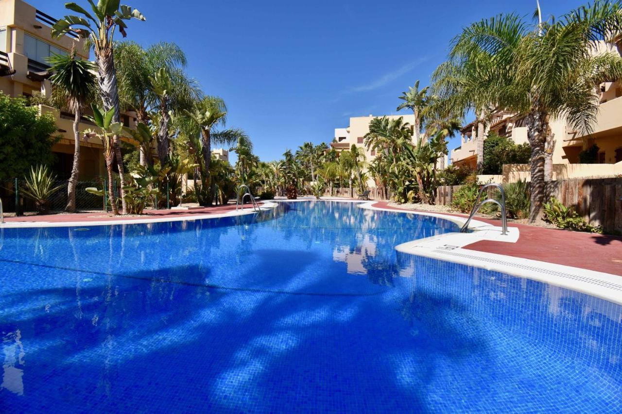 Bahia Marinas - Tu Hogar Con Jardin Privado! Apartment เบรา ภายนอก รูปภาพ